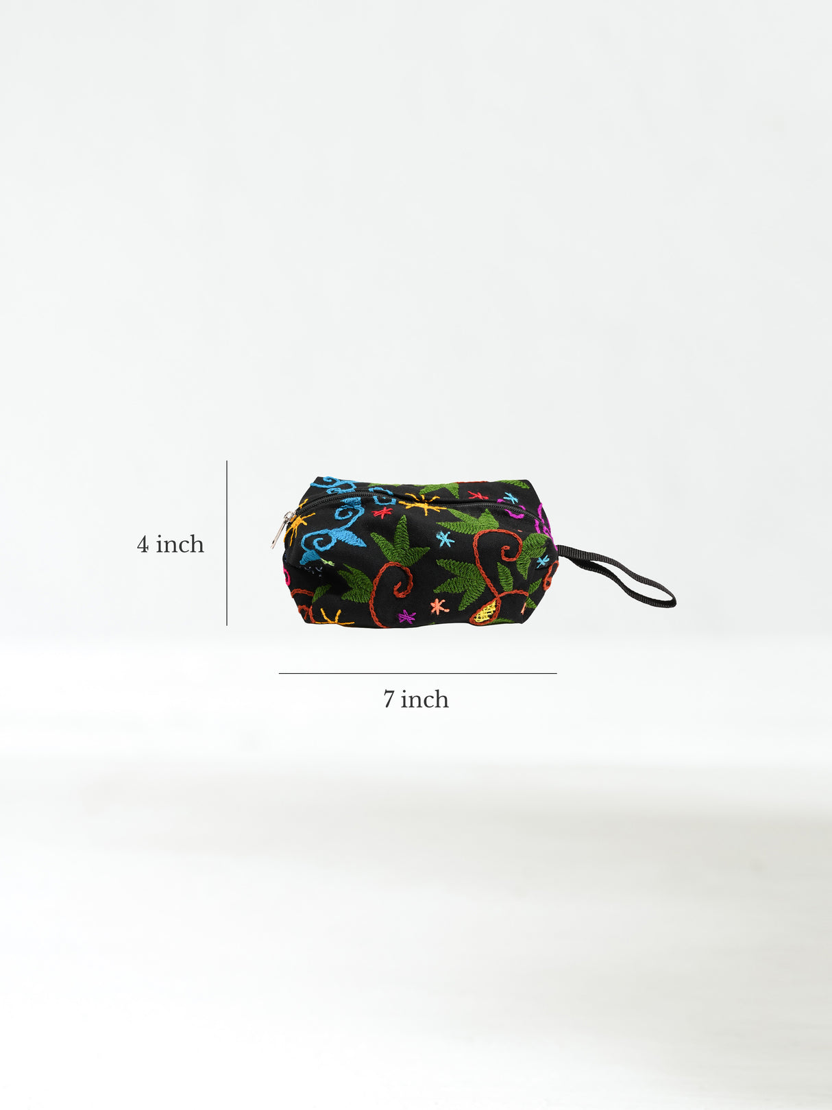Shipibo Embroidered Cube Zipper Pouch Dimension | txb0239-jungle