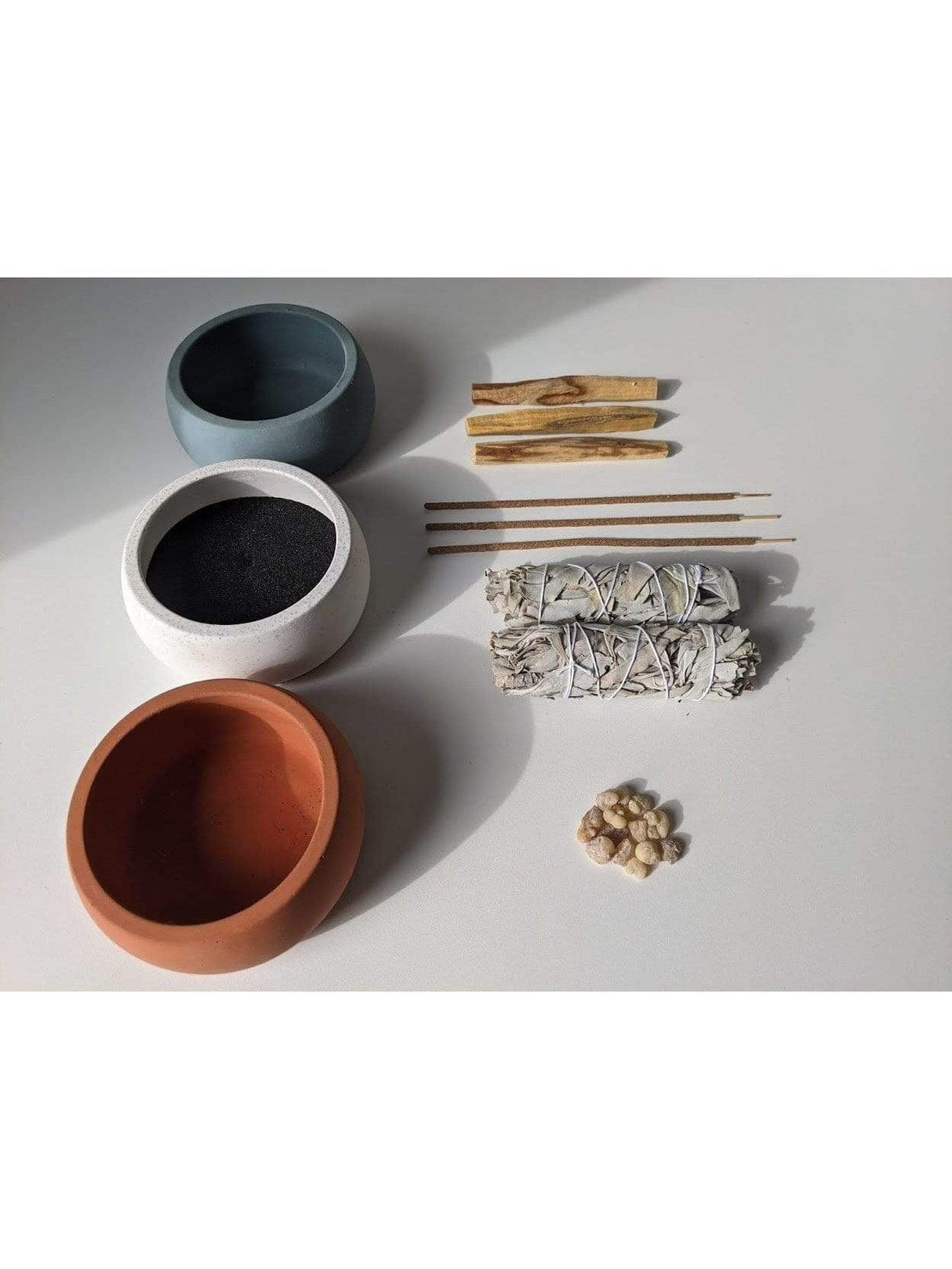 Concrete Offering Vessel | ib88-White