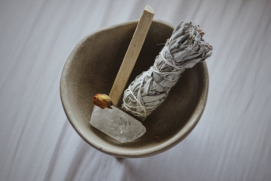 What Is The Difference Between Palo Santo and Sage For Energy Cleansing - Shamans Market