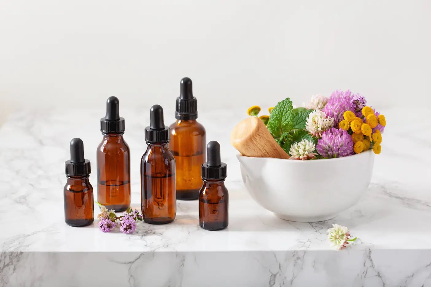 The Healing Benefits of Essential Oils - Shamans Market