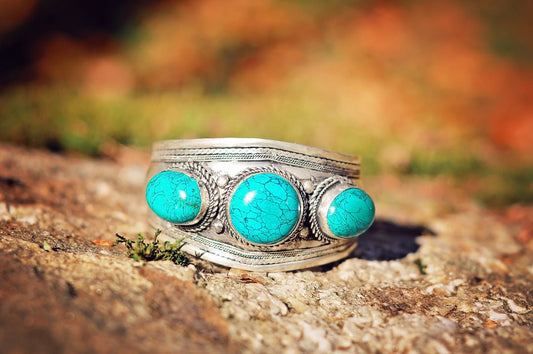 A TRIO OF TURQUOISE - Shamans Market