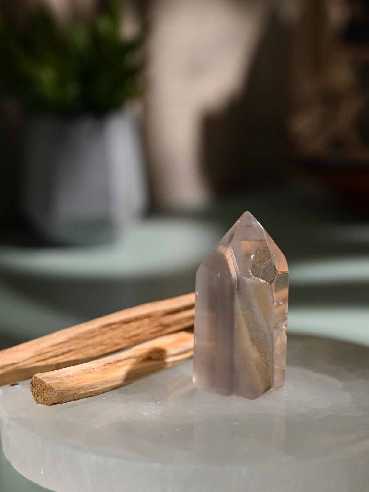 Lithium Quartz Tower