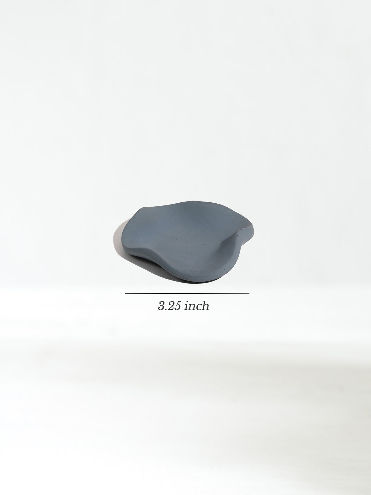 wavy tray 4 | ib95-Blue Fog