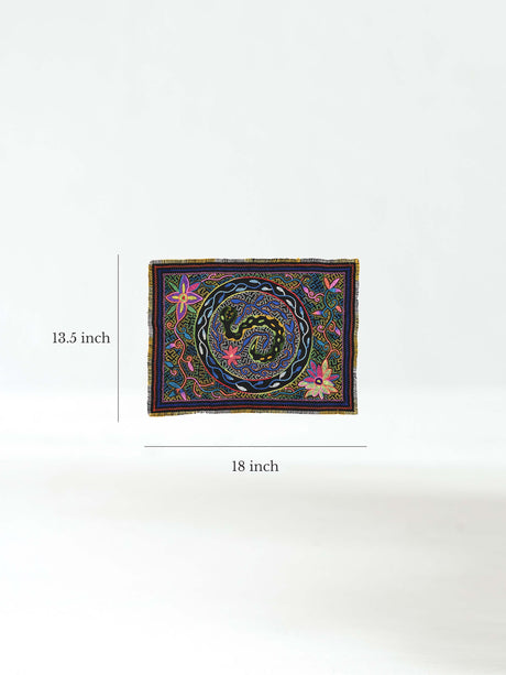 Shipibo Embroidery Cloth - Medium Dimension | tx0473