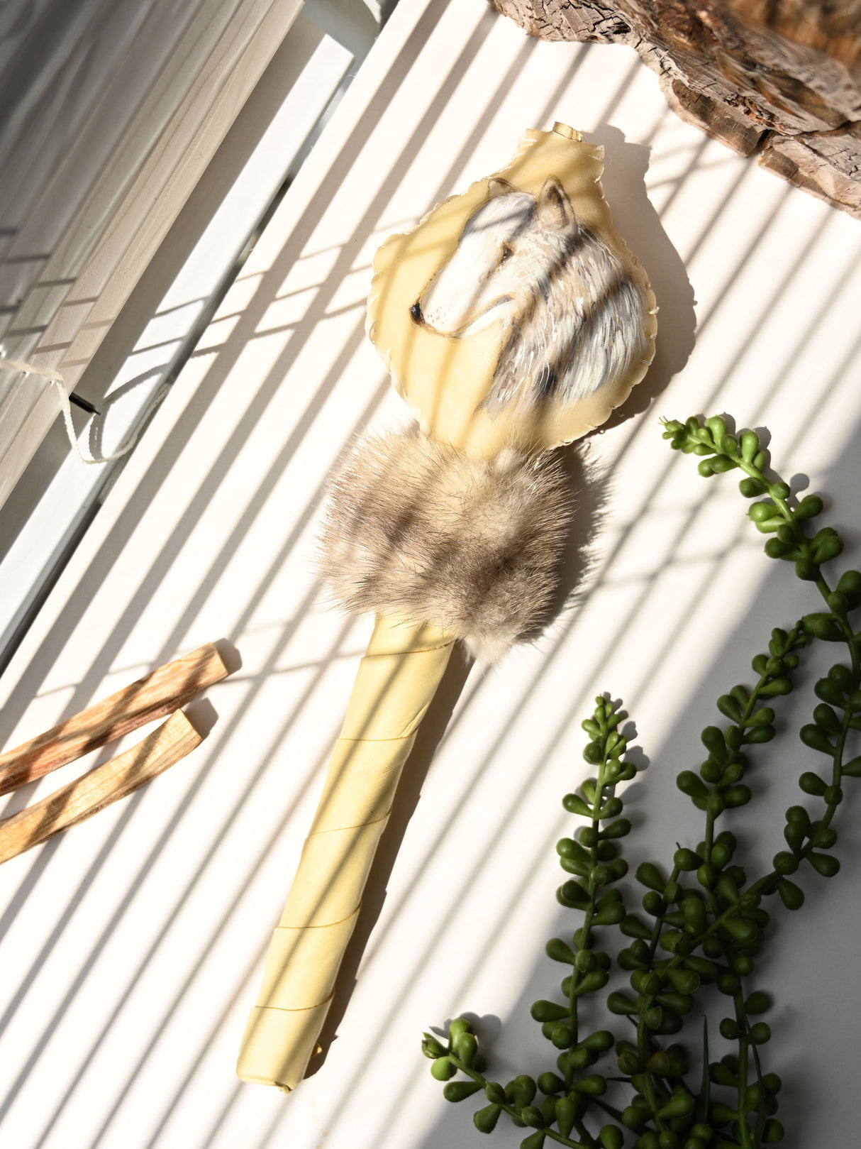 mmr11-06 3 | rawhide wolf rattle