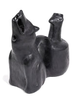 Huaco Silbador-Peruvian Whistling Vessel - Howling Wolf 1 | mmwv024