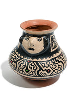 Shipibo Amazon Jungle Ceramic Effigy Vessel | po010-Black