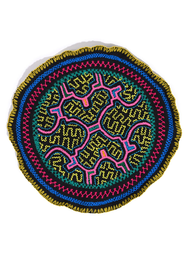 Shipibo Embroidery Round - Protection of Children 1 | tx0103