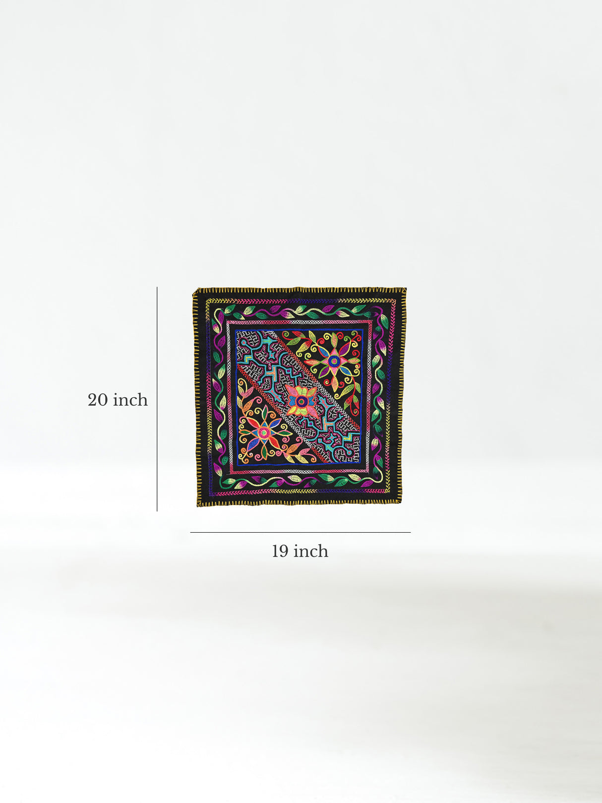 Shipibo Embroidery Cloth - Medium Dimension | tx0474