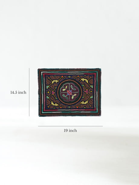 Shipibo Embroidery Cloth - Medium Dimension | tx0475