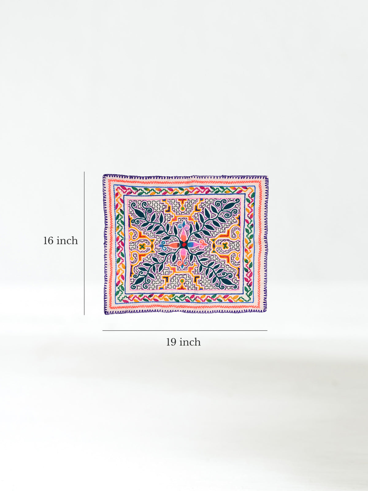 Shipibo Embroidery Cloth - Medium Dimension | tx0543