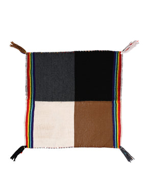 Q'ero Andean Despacho Cloth - Natural - Quarter Design | txd0050