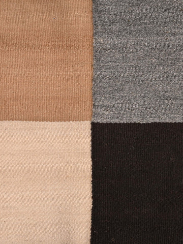 Q'ero Andean Carrying Cloth - Natural - Quarter Design