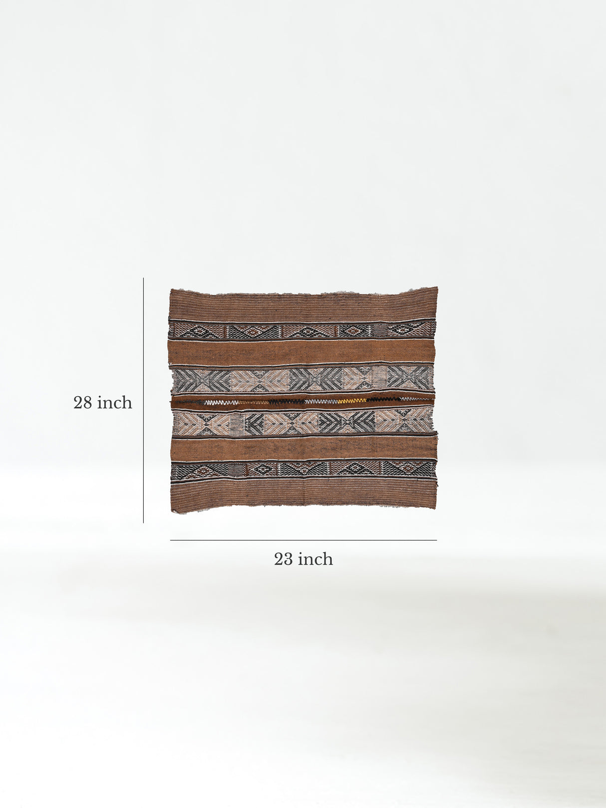 Q'ero Andean Lliklla Mestana Cloth - Inkarri/Half Inti Dimension | txm0099
