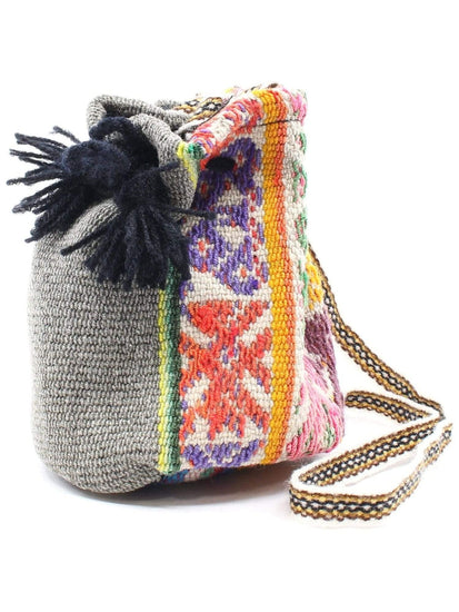 https://www.shamansmarket.com/cdn/shop/products/drawstring-bags-peruvian-drawstring-bag-small-32569853149356_550x550.jpg?v=1652293373