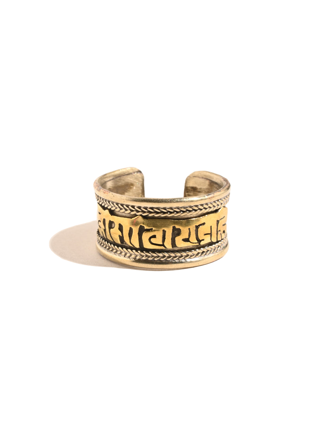 Tibetan Om Mane Padme Hum Ring - Brass | j0400 | Shamans Market