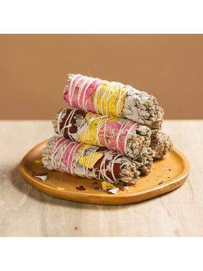 White Sage & Rose Petal Smudge Stick | smg25m