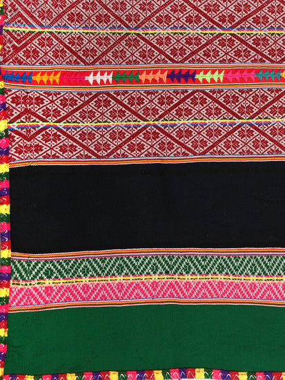 Q'ero Andean Lliklla Mestana Cloth - Large - txm0092